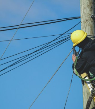 What does Maine's vote against Question 3 mean for solar owners in the US?